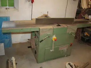 Casadei Linvincible afretter/tykkelseshøvl