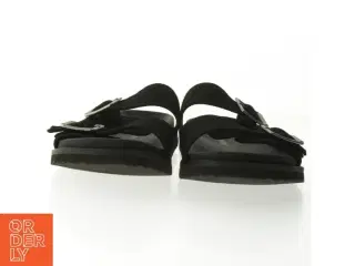 Sorte slippers med spænder fra Vivala (str. Længde, 28 cm)