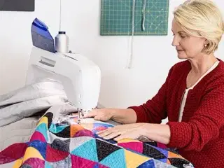 Broderi og Symaskine HusqvarnaVikingEpic