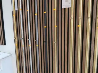 Håndklædetørrer CASSØE Rimini blank messing