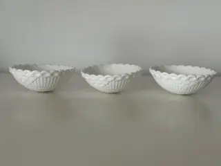 Royal Copenhagen porcelænsskåle til adventsstage.