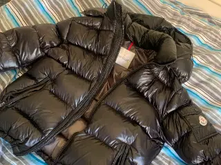 Moncler jakke 