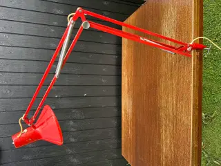 Luxo, Model L-1P (rød)