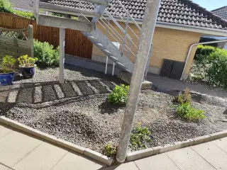 Granit skærver bortgives 