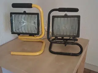 Kan sendes! 2 stk solide arbejdslamper