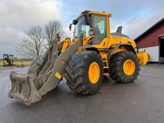 Volvo L 70 H KUN 2300 TIMER! LANG BOM OG LOCK-UP!