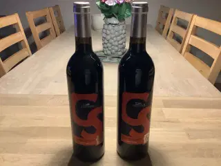 2 Flasker rødvin