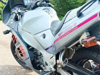 Suzuki Rf 600 r