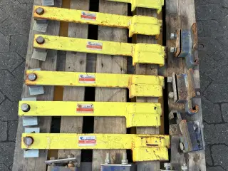 Låsebomme til container - 7 stk = 2500 kr.
