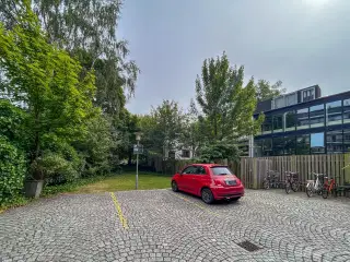 Parkeringspladser - Edisonsvej. Frederiksberg
