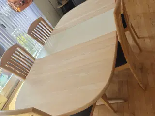 Spisebord og 6 stole, Gangsø