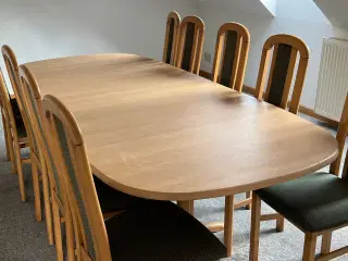 Spisebord +10 stole