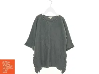 Poncho fra Pomp de Lux (str. 152 cm)