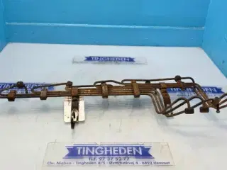 Ford  675TA   Rør   87802318