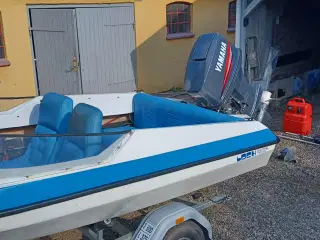Speedbåd m. 85HK Yamaha