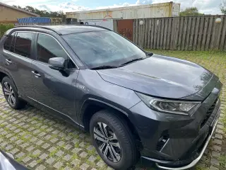 Toyota RAV4 hybrid 