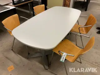 Mødebord Kinnarps med 4 stole