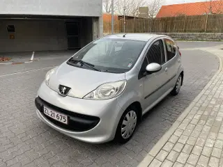 Peugeot 107 1.0
