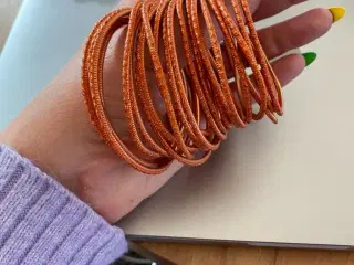 Smarte orange armbånd