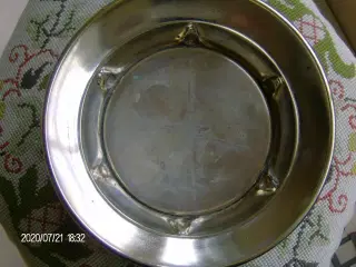 Skål med glas indsats 