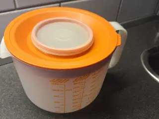 Tupperware mål og vægt
