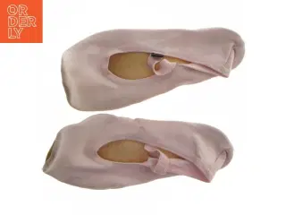 Ballettøfler i lyserød fra Carite (str. Længde, 22 cm)