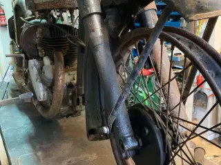 Bas c10 Motorcykel