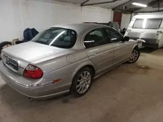 Flot jaugar V6 245 hk læder soltag ikke ryger 