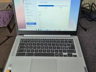 Lenovo chromebook 64gb Slim3