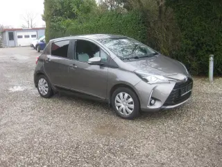 Toyota Yaris 1,5 VVT-I T2 Premium 111HK 5d 6g