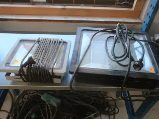 2 stk. led arbejdslamper STROXX og BESLACO