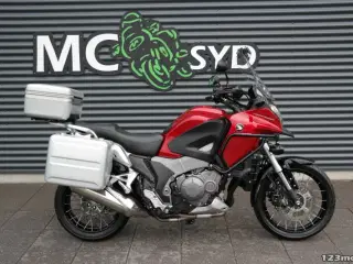 Honda VFR 1200 X MC-SYD       BYTTER GERNE