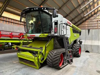 CLAAS LEXION 8800 TT