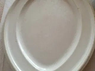 Aluminia Fad og 8 tallerkner  Intakt.