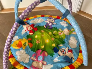 Aktivitetstæppe med bøjler