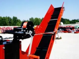 Remet Træhugger med benzin motor , transportbånd og elstart