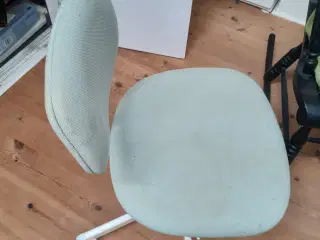 Skrivebordstol fra IKEA