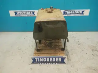 Hydrema 806 Hydrauliktank 214731