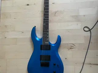 God begynder guitar fra Harley Benton.