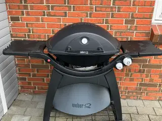 Weber Q320 gasgrill sort