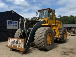 Kæmpe læssemaskine
