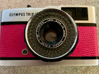 2 stk Olympus Trip 35 et I pink og et i sort