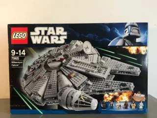 LEGO Star Wars 7965 Millennium Falcon uåbnet