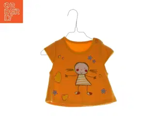 T shirt med motiv (str. 9 mdr.)