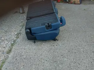 Stole tll Berlingo