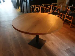 Bordplade i massivt træ