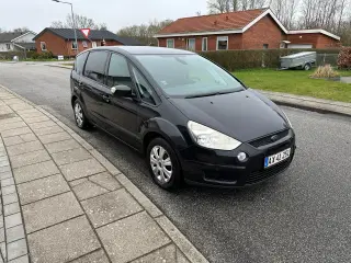 Ford s max 7 personers