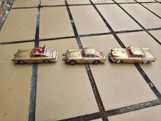 James Bond Aston Martin og Studebaker Golden Hawk