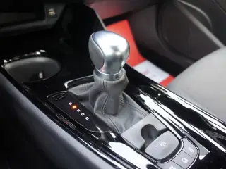 Toyota C-HR 1,8 Hybrid C-LUB Premium CVT