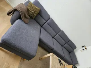 Velholdt sofa sælges